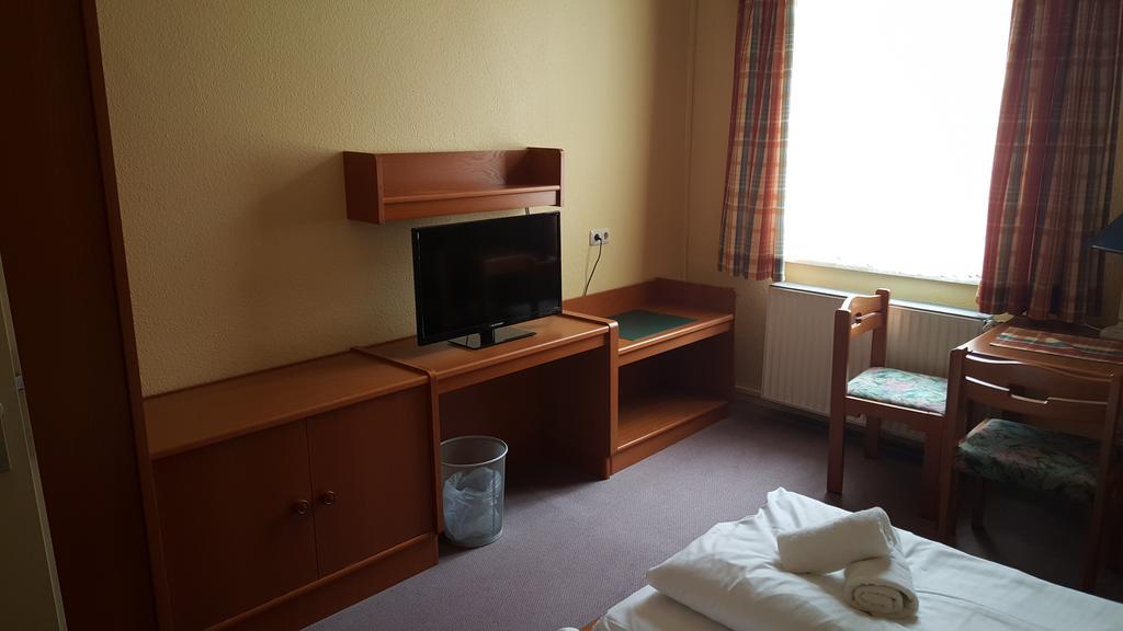 Hotel Ratskeller Luchow Oda fotoğraf